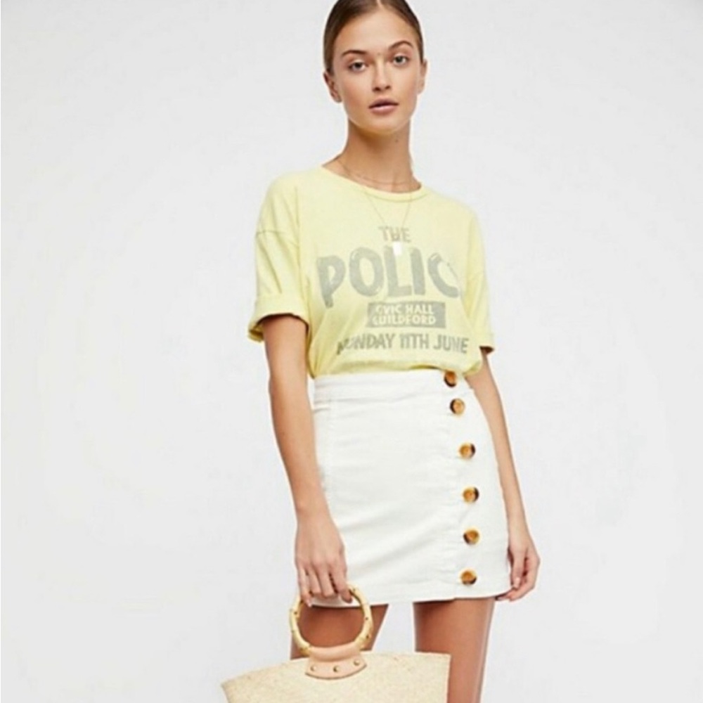FREE PEOPLE Little Daisies Skirt w Tortoise Shell Buttons